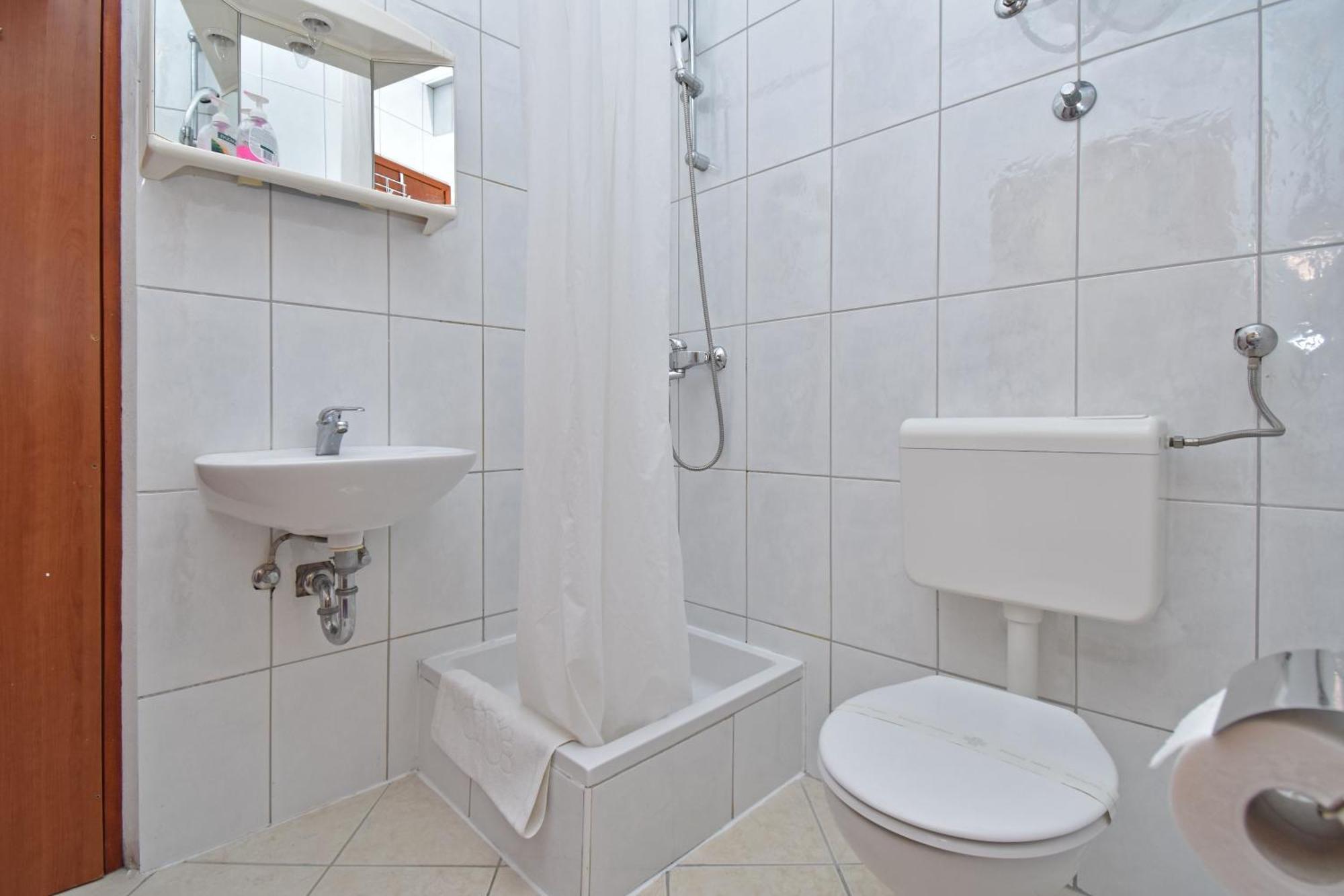 Jordan Apartments Тучепи Номер фото